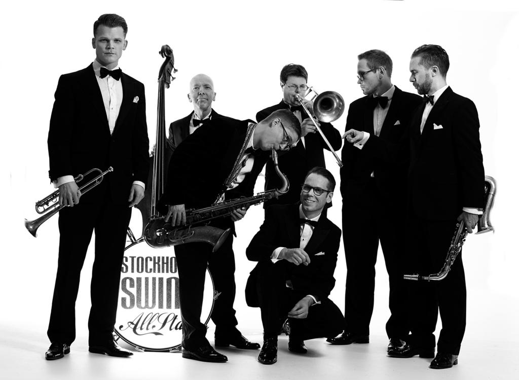 Stockholm Swing All Stars In the Spirit of Duke Ellington Den 3 september hade vi nöjet att få avnjuta gräddan av Sveriges jazzmusiker, Stockholm Swing All Stars, i deras årliga konsert i Stockholms