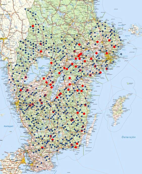 Figur 1. Provytornas läge i inventeringen av granbarkborreangrepp 2020. Röd markering förekomst av angripna granar (både kvar i skogen och avverkade).