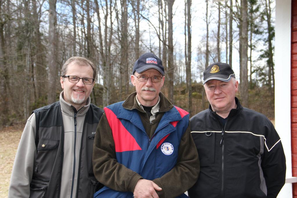 Resultatlista KRETSMÄSTERSKAP FÄLTSKJUTNING C-VAPEN Arr.: Tingsryds Pistolskytteklubb, 2013-04-28 Tävlingsplats: Slattesmåla skjutbanor i Fridafors 14 deltagare totalt.