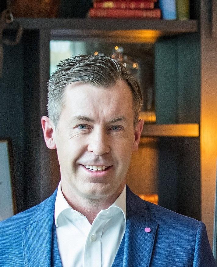 få bolag i Sverige som specialiserat sig på hotell- och restaurangmanagement under olika varumärken.