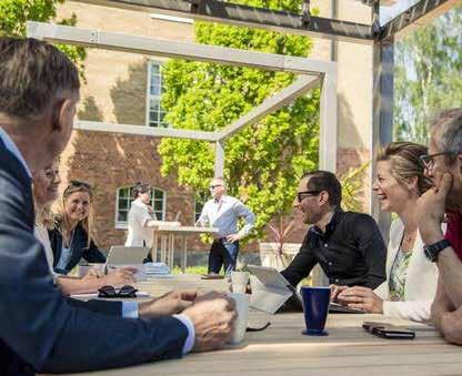 vistelse i grönskan - arbetsplatser i grupp och avskilt, plats för lunch, rast och pauser Sol skede 2: sol kl. 7-15 (vår) och kl.