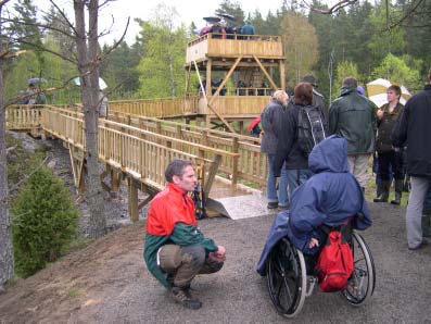 besökare med rörelsehinder.