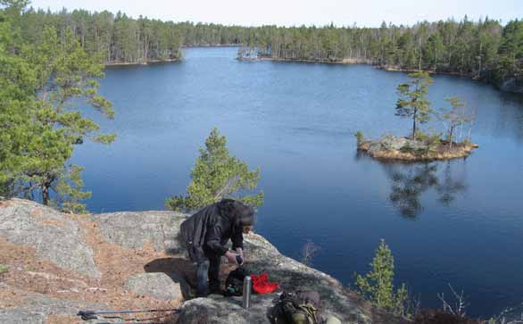 Årsjön i Tyresta nationalpark ligger i en sprickdal Haninges naturförhållanden Haninges natur har ingenting med kommunens gränser att göra.