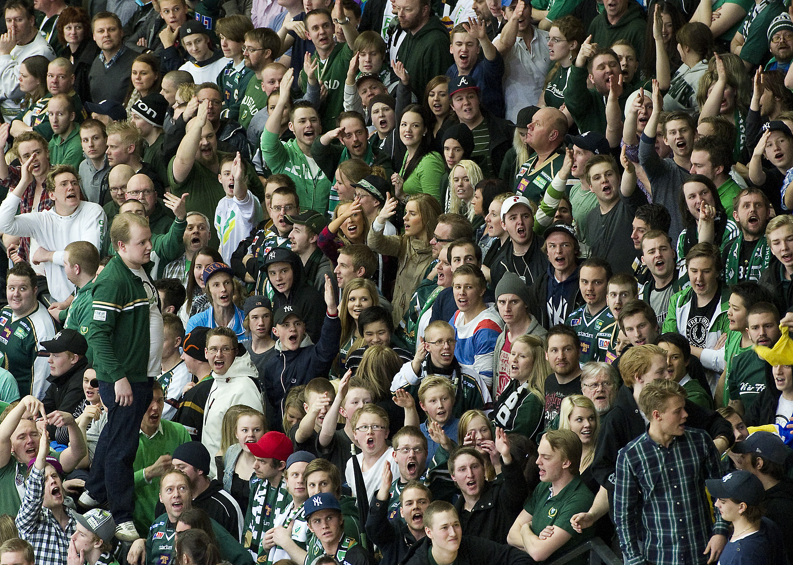 Införa gemensamma kommunikationsplaner Inför varje match ska en gemensam kommunikationsplan upprättas.