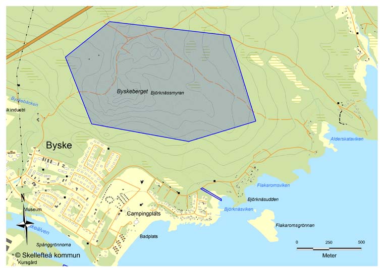 Förslaget i Björknäsviken handlar om allmänhetens nedfart till havet som bör förbättras. Om markägaren vill går det att göra en nedfart utan LIS.