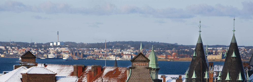 Vision HELSINGØR OG HELSINGBORG EN SAMMANBUNDEN STAD 2035 OVERORDNET MÅL Det overordnede mål er at udvikle HH-området i forhold til områdets attraktivitet og vækst i forhold til arbejdspladser,