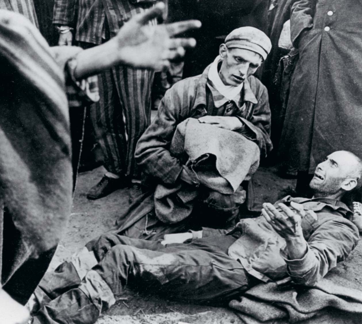 Förintelse genom arbete Förintelse genom arbete var en annan metod som användes av tyskarna för att döda fångar.