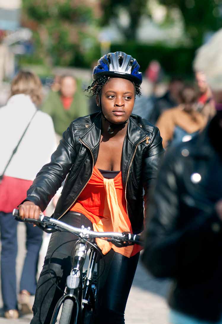 GENOMFÖRANDE Cykel en del i trafiksystemet Genomförandeprinciper Kunskap och samverkan Kvalitetssäkring och uppföljning Kostnadsbedömning 2015 2025 Cykelprogrammet ska fungera som underlag för