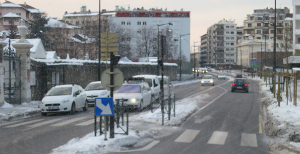 37 Nuvarande kunskapsläge Vinterväghållningens kvalitet gör stor skillnad på trafiksäkerheten för alla trafikantgrupper. Cykelbanor läggs som regel med ett ytskikt av asfalt.