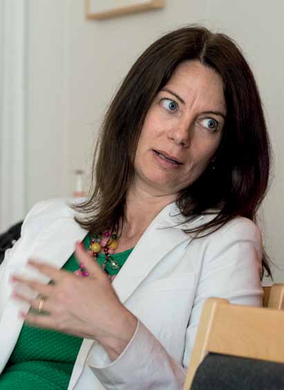 I Balans nr 2/2012 intervjuades psykologen Kerstin Twedmark. Hon oroas över utvecklingen och ser en ökad stressproblematik, inte minst bland unga kvinnor i högpresterande branscher.