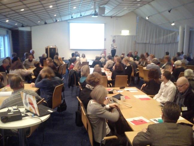 Överenskommelsen Skåne - Regionalt Forum 2014 Den 4 december möttes nära 130 personer från idéburna och offentliga verksamheter i Helsingborg för att under en eftermiddag och tidig kväll fokusera på