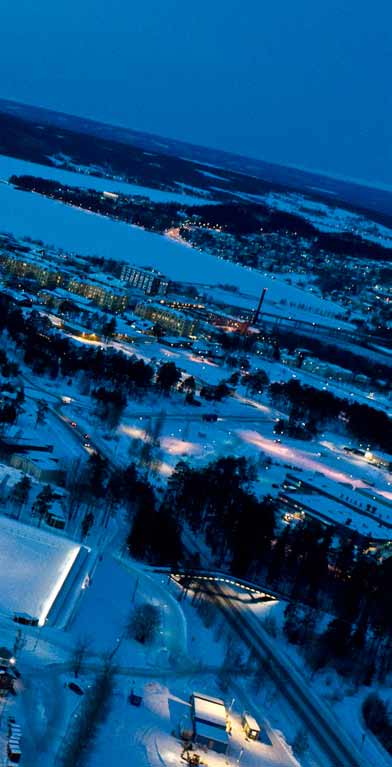 Tack vare stora investeringar i snökanonsystem och ett unikt sätt att lagra snö året om kan vi i Östersund garantera en snösäker skidsäsong redan från den 1 november.