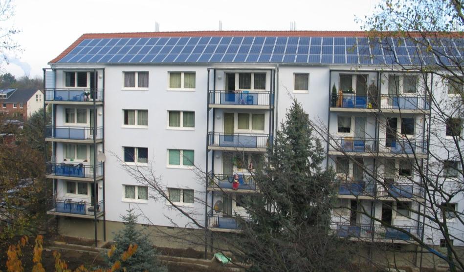 7 Solceller på ett renoverat flerbostadshus i Belfast 2003 Köln, Tyskland År 2005installerades 27 kwt solceller i på ett befintligt flerbostadshus i Köln,