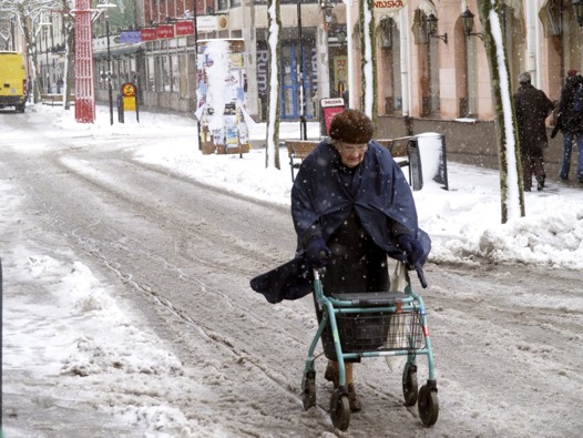 Vårt första välfärdsbokslut (2003) Befolkningsökning. Invånare efter födelseland. Flyttningar. Valdeltagande.