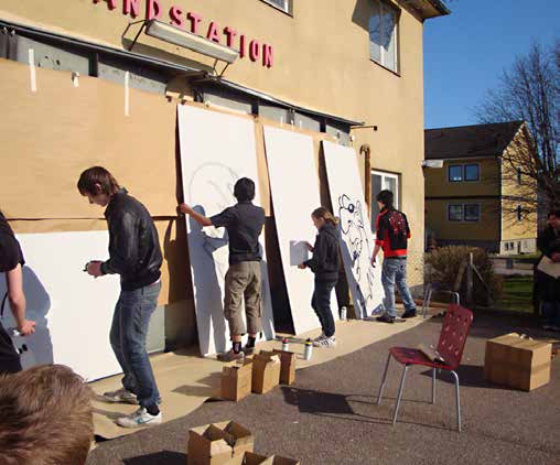 I Mörbylånga finns det tre fritidsgårdar; Zokker i Mörbylånga, Lågan i Färjestaden och Fritte i Degerhamn. www.borgholm.se/fritidsgardar www.morbylanga.