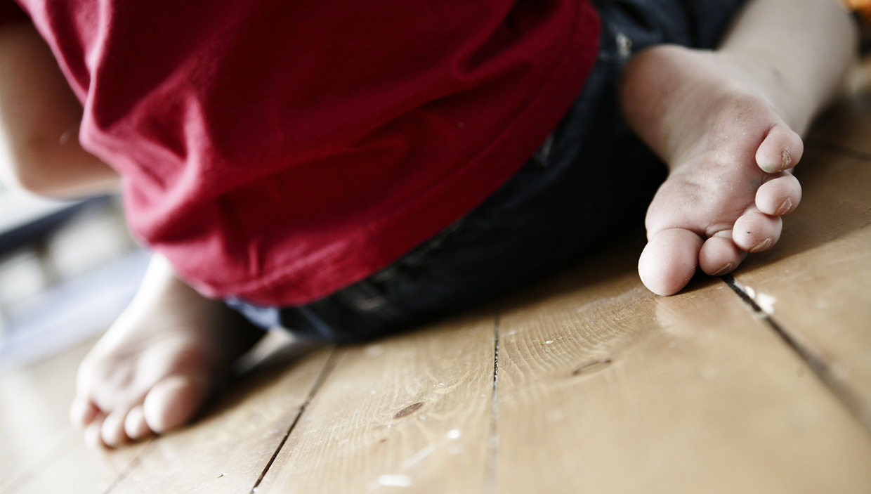 14 kap. 1 Socialtjänstlagen Var och en som får kännedom om något som kan innebära att socialnämnden behöver ingripa till ett barns skydd bör anmäla detta till nämnden.
