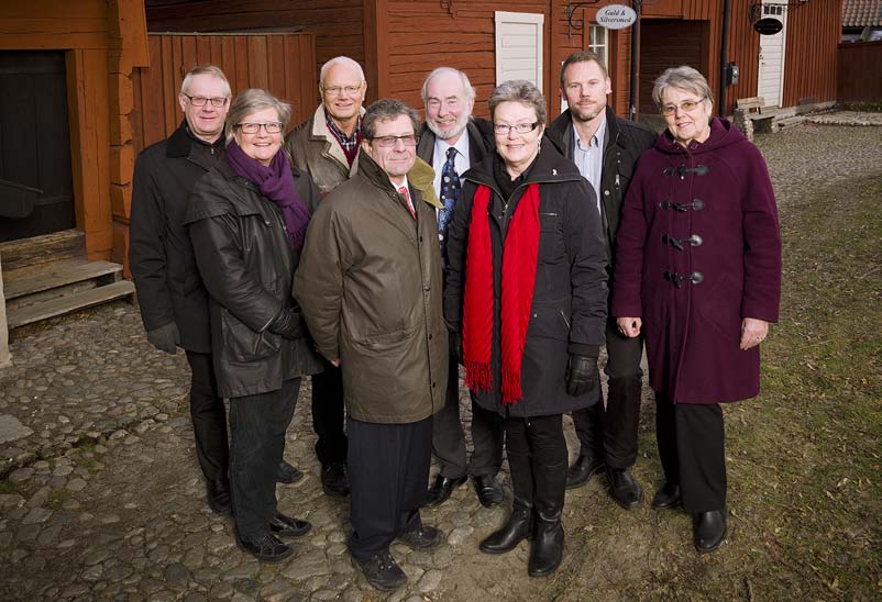 Medarbetarna: Övre raden från vänster: Göran Holmbom, Stefan Berglund, Stefan Dahlman, Caroline Warman, Sten Flender, Agneta Näsman, Jaakko