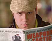 Fredag 10/2 I KVÄLL PÅ 20.00 OBSERVE AND REPORT sw [86 min] Am kriminalkomedi 2009 med Seth Rogen, Ray Liotta, Anna Faris, Michael Peña och Dan Bakkedahll. Regi: Jody Hill.