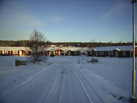 Vi ordnar boende Bostadsproblem på landsbygden? Ja, de finns men ser olika ut i olika bygder. På många håll är tillgången på bostäder för liten, inte minst för ungdomar och unga barnfamiljer.