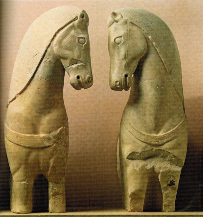 Hästar av marmor