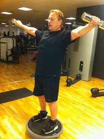 Test & resultat: Tillsammans med PT har bl a BIA test ( kroppssammansättningsmätning) utförts samt konditionstest. Christer har minskat i vikt från 117 kg till 100 kg.