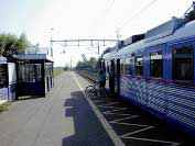 När järnvägsstationen i Stångby anlades vid förra sekelskiftet fick traktens lantbrukare betala tio kronor per tunnland för att lösa in den mark som behövdes till stationstomten.