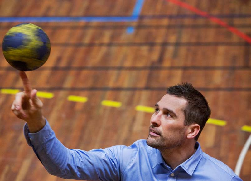 OS-kval i Scandinavium bäddar för Handboll i världsklass Stefan Lövgren, General Manager för Svenska Handbollslandslaget, har OS i sikte. Närmast väntar ett tufft kval i Scandinavium.