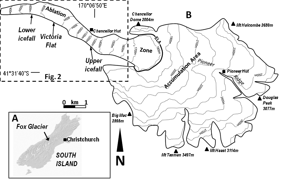 Moa Hamré forsade vatten ut från sidan av Fox Glacier vid den undre delen av nedre isfallet och fortsatte ned längs med sidan av glaciären.