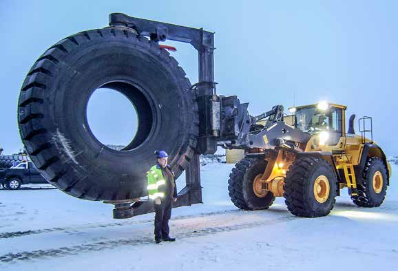 Vattnet till kanonerna leddes tre kilometer från Ounasjoki genom två stålrör med en diameter på 315 mm och med en inre mantel av betong, där även ett luftrör ingår.