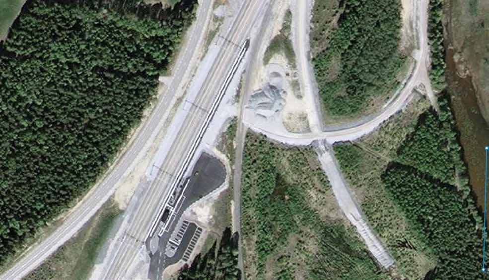 3.3.5. Utformning station Höga Kustens Flygplats Bussangöringen placeras på den västra sidan med nära anslutning till väg 786 med tre bussplatser i vardera riktning.