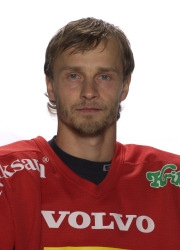 #47 JARNO HONKONEN Born: 1974 Youth team: SaPKo Savonlinna Seasons