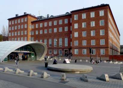 Den kliniska färdighetsträningen sker på vår klinik Allmän barn- och ungdomstandvård (ABUT).