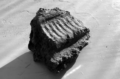 ANDERS SÖDERBERG OCH NY BJÖRN GUSTAFSSON grävningen registrerats som deglar och gjutformar, samt av 505 kg slagg och 702 kg bränd lera.
