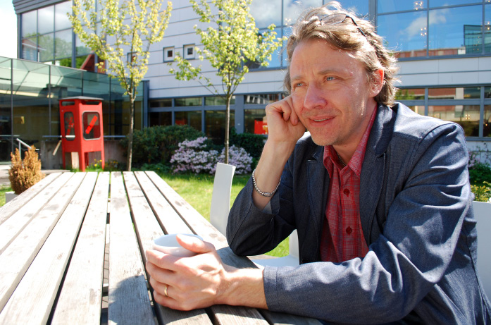 Fredrik Höök 19 Sedan tänker han efter en liten stund. - Det är klart, nu skulle jag väl inte ha tackat nej till någon miljon.