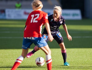 Läktarkampen Linköping Arena 2014 NU FYLLER VI ARENAN! Vi finns, lever och verkar sida vid sida med våra kunder.