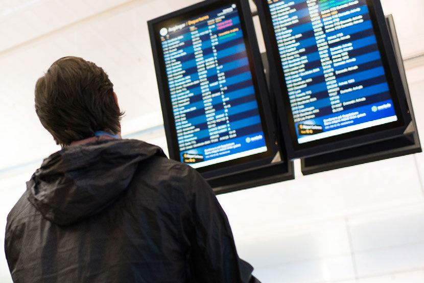 1 TILLGÄNGLIGHET OCH TILLVÄXT Det finns cirka 40 svenska flygplatser med reguljär flygtrafik.
