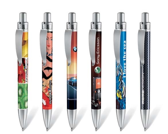 exklusiv penna med gummigrepp och metallclip X-Nine Metallclipet och designen gör X-Nine till ett självklart val för en lite mer sober och exklusiv framtoning.