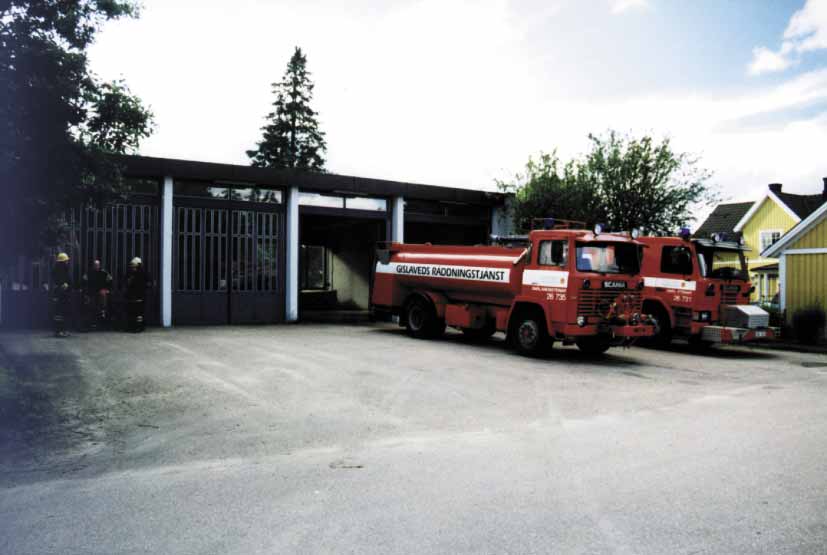 Hälsa och säkerhet Räddningsstationen i Smålandsstenar RÄDDNINGSSTATION I SMÅ LANDS - STENAR Stationen ligger i ett villaområde, vilket kan medföra konflikter med utryckning.