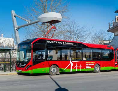 I Göteborg trafikeras den nya ElectriCity-linjen av tre helelektriska bussar ooch sju elhybridbussar som utnyttjas av drygt 3 000 passagerare varje dag.