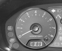 Att köra din bil MÄTARE Hastighetsmätare Hastighetsmätaren visar hur fort bilen körs.
