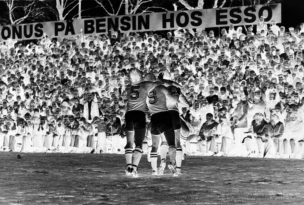 Roy Andersson arbetar med arkiv och dokumentation vid Brukskultur Åtvidaberg Referenser Andersson R, Elofs grabbar. Fotboll, industri och samhälle i bruksorten Åtvidaberg 1922-1959.