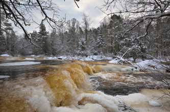 Belastning på havet Lars Sonesten, SLU 212 miljö ÖVERVAKNING Belastning på havet är en del av sötvattenprogrammet Flodmynningar.