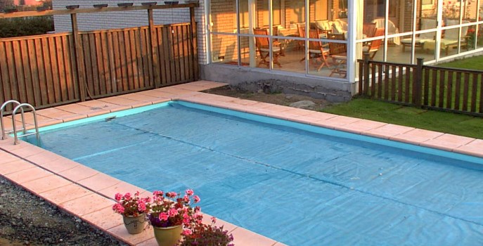 Priser Combipoolpaket 2015 Combipoolpaket 3 x 6 m Pris: 74000 kr Poolpaket Kampanj -15% = 62900 kr Combipoolpaket 3,5 x 7 m Pris: 92000 kr Poolpaket Kampanj -15% = 78200 kr Combipoolpaket 4 x 7 m