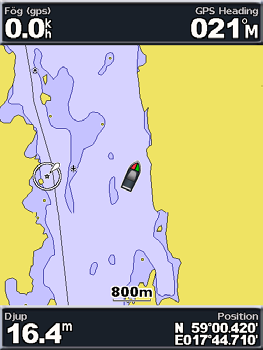 Mariner s Eye 3D Navigationssjökort Med räckviddsknappen (+) flyttar du vyn närmare båten och vattnen och med räckviddsknappen (-) flyttar du vyn bort från båten.