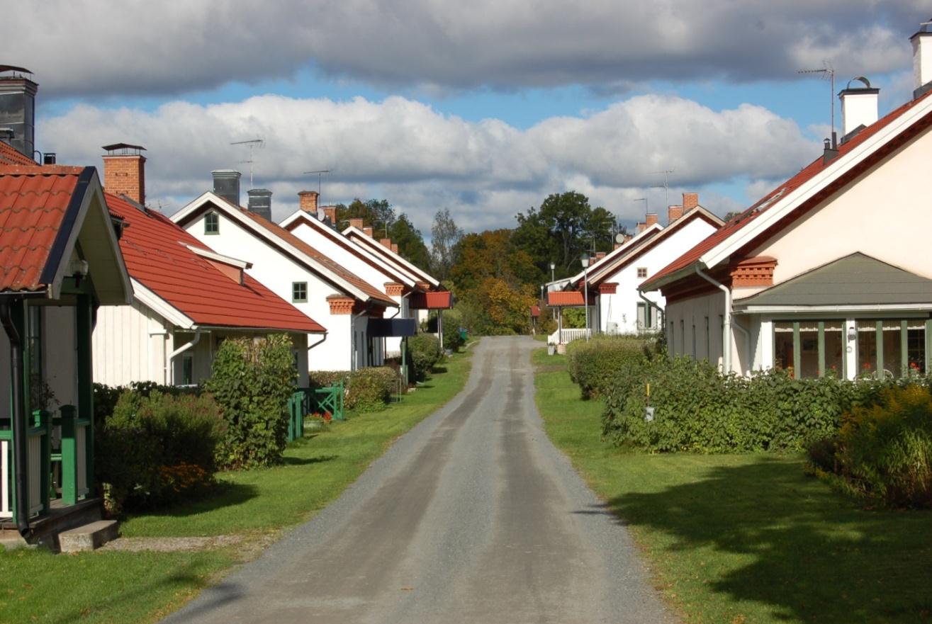 Bruksgatan Skebobruk 29 september 2010 Selma Elida Lindström (Skräk) föddes den 17 jan 1889 som den yngsta av nio syskon i Mackmyra, Valbo, där även sex av hennes syskon är födda.