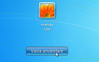 Växla användare Om ni är flera som delar dator finns det numera möjlighet att växla användare utan att den inloggade användaren behöver logga ut När datorn är låst klickar du på knappen Växla