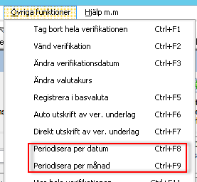 I normalfallet skapas bara ett verifikat men verifikationsraderna har olika datum. Vid periodisering över årsskiftet skapas ett verifikat för innevarande bokföringsår och ett för det kommande året.