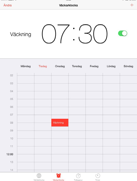 Övning 14 Ställ väckarklockan När appen Klocka öppnas finns fyra alternativ som visas längst ner på skärmen: Världsklocka Väckarklocka Tidtagarur Timer Lägg in en påminnelse
