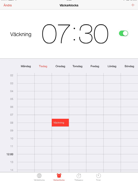 Övning 16 Ställ väckarklockan När appen Klocka öppnas finns fyra alternativ som visas längst ner på skärmen: Världsklocka Väckarklocka Tidtagarur Timer Lägg in en påminnelse