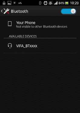 ANSLUTNING MED BLUETOOTH Snabb och enkel trådlös anslutning för i stort sett alla telefoner 1. Aktivera Bluetooth - parkoppling på din enhet och välj Vifa BTxxxxxx som din Bluetooth - enhet. 2.